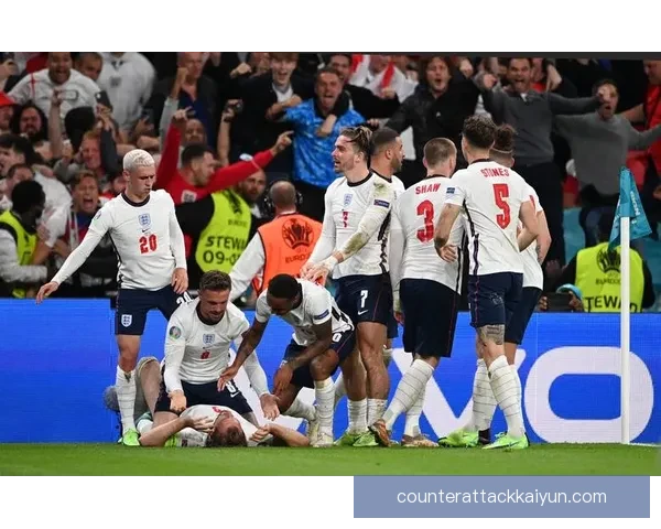 欧洲杯预选赛强弱对决趋势分析，关注各队近期表现与实力对比