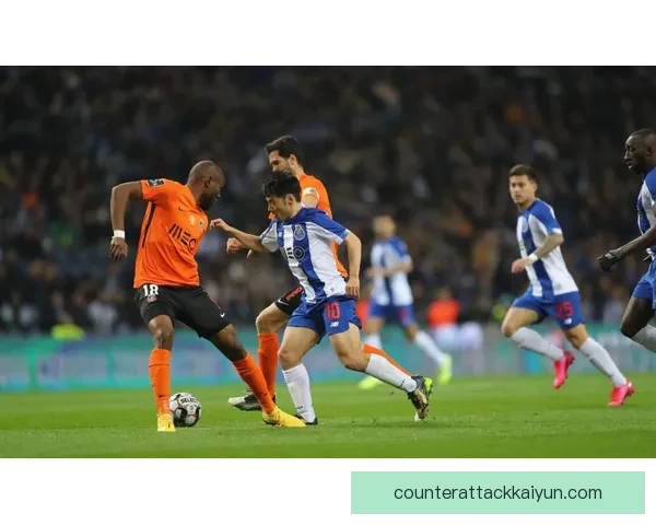 波尔图队当前联赛排名有所波动，竞争力增强，状态值得关注。